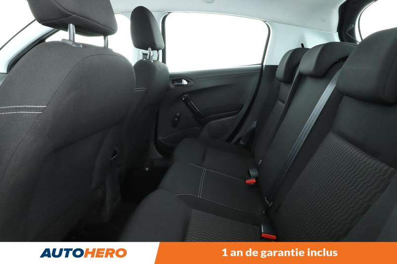 Peugeot 208 1.2 PureTech Active Etg5 5p 82 ch