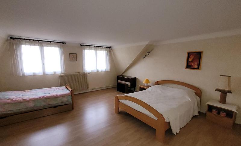 Maison - 156 m² - 7 pièces