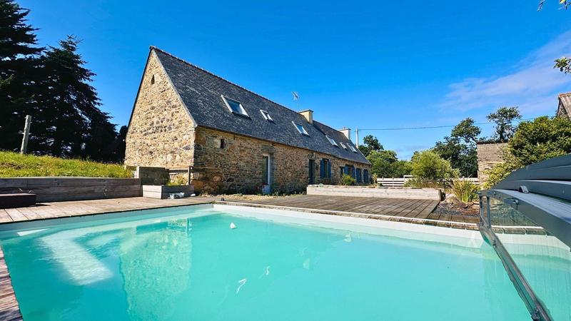 Maison - 157 m² - 7 pièces