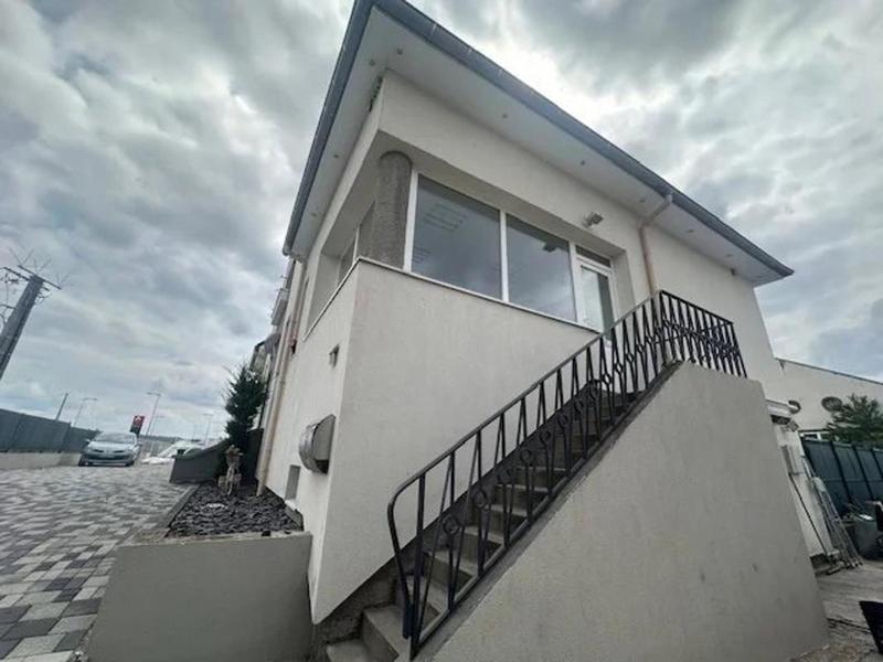 Maison - 130 m² - 4 pièces