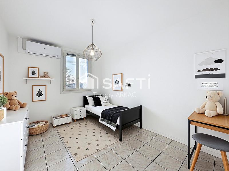 Maison - 167 m² - 7 pièces