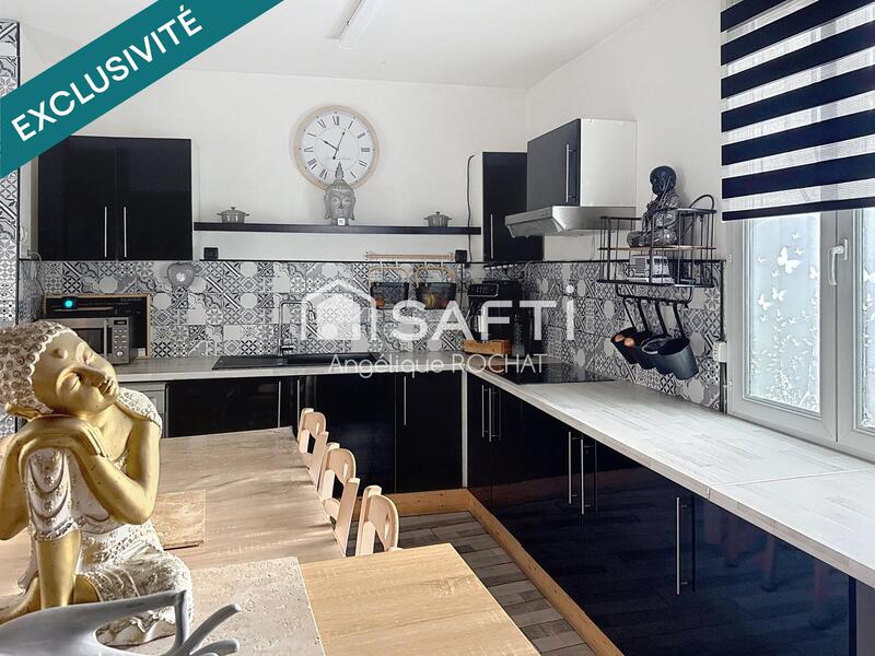 Maison - 94 m² - 4 pièces