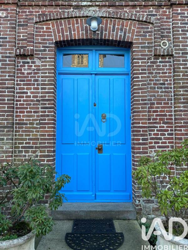 Maison - 238 m² - 9 pièces