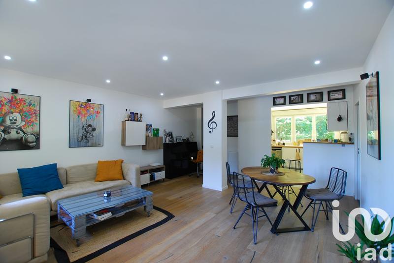 Appartement - 98 m² - 4 pièces