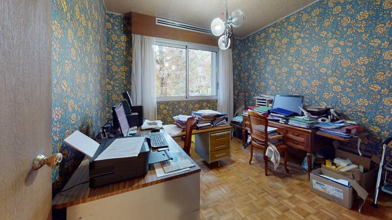 Maison - 330 m² - 8 pièces