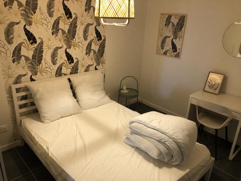 Chambre - 11 m² - 1 pièce