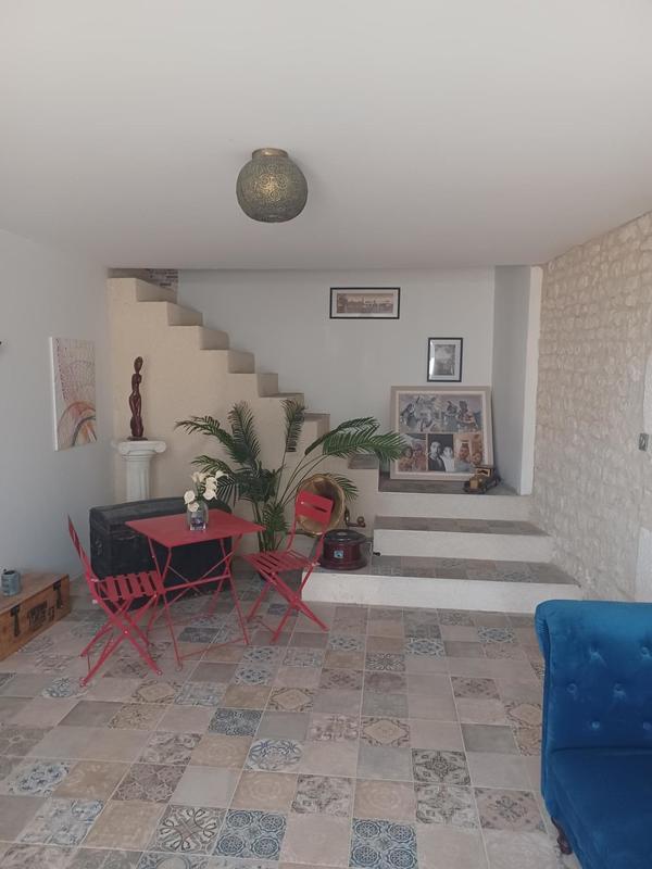 Maison - 457 m² - 11 pièces