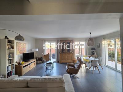 Pavillon - 105 m² - 4 pièces