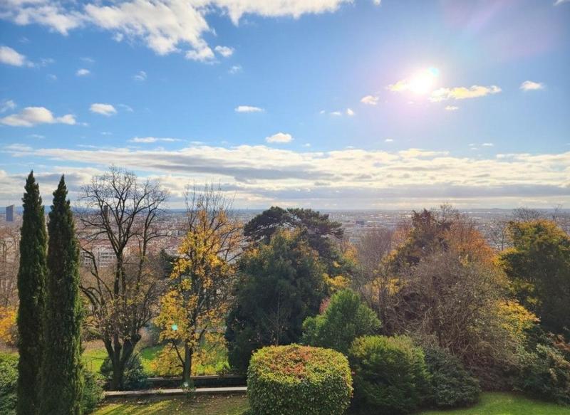 Appartement - 97 m² - 4 pièces