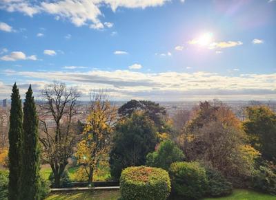 Appartement - 97 m² - 4 pièces