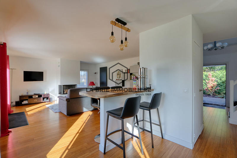 Maison - 108 m² - 5 pièces