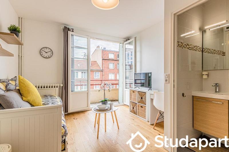 Chambre - 12 m² - 1 pièce