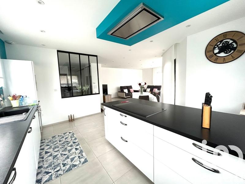 Maison - 121 m² - 5 pièces