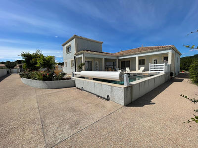 Villa - 193 m² - 6 pièces