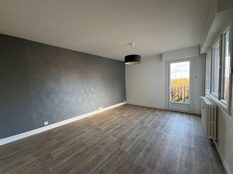 Appartement - 81 m² - 3 pièces