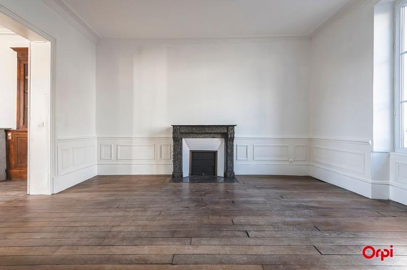 Maison de ville - 207 m² - 7 pièces