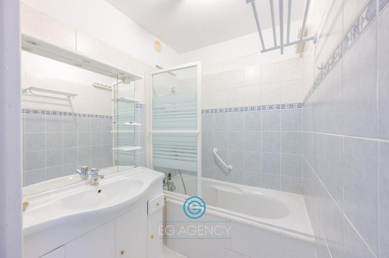 Appartement - 83 m² - 4 pièces