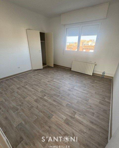 Appartement - 92 m² - 4 pièces