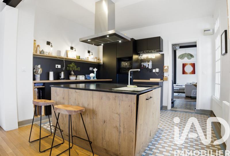 Maison - 175 m² - 7 pièces