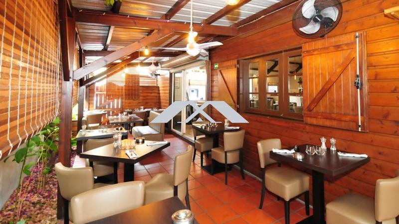 Fonds de commerce - 228 m²