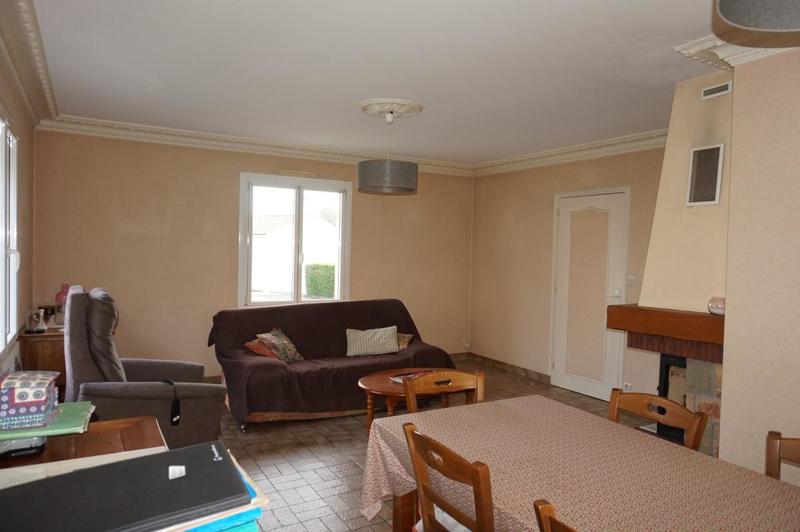 Maison - 90 m² - 5 pièces