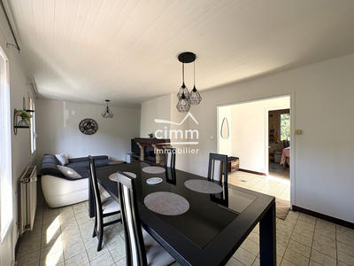 Maison - 103 m² - 5 pièces