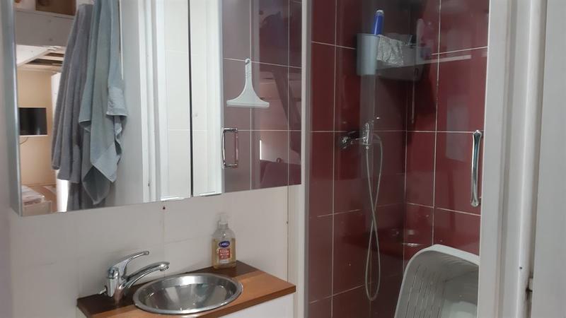 Studio - 15 m² - 1 pièce