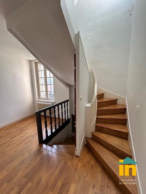 Appartement - 137 m² - 5 pièces