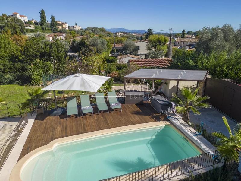 Maison - 119 m² - 6 pièces