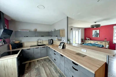 Maison - 122 m² - 6 pièces