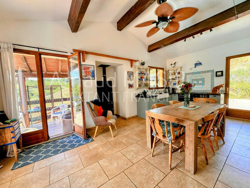 Maison - 130 m² - 5 pièces