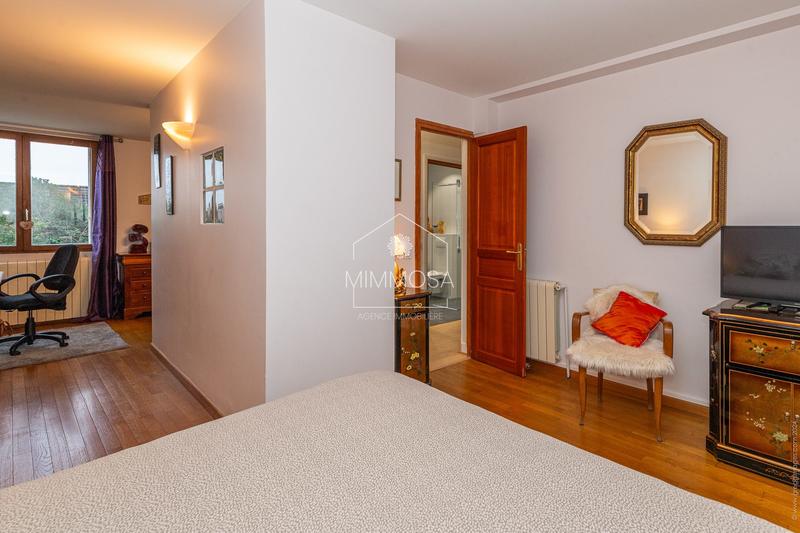 Maison - 134 m² - 6 pièces