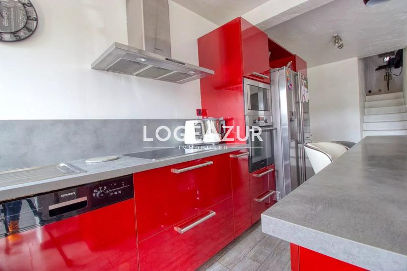 Maison - 106 m² - 4 pièces