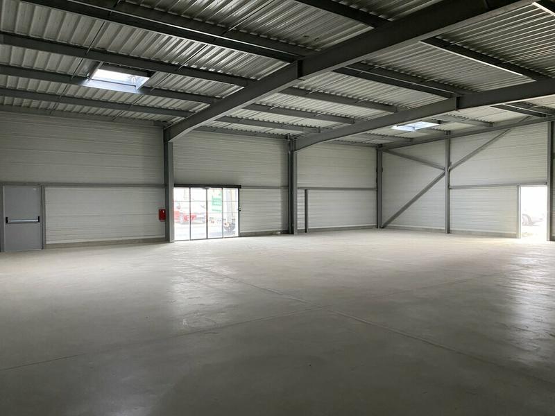 Local commercial - 310 m²