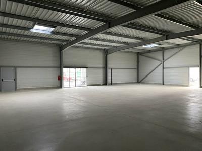 Local commercial - 310 m²