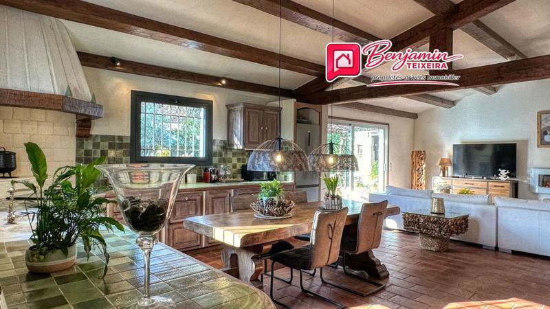 Villa - 145 m² - 6 pièces