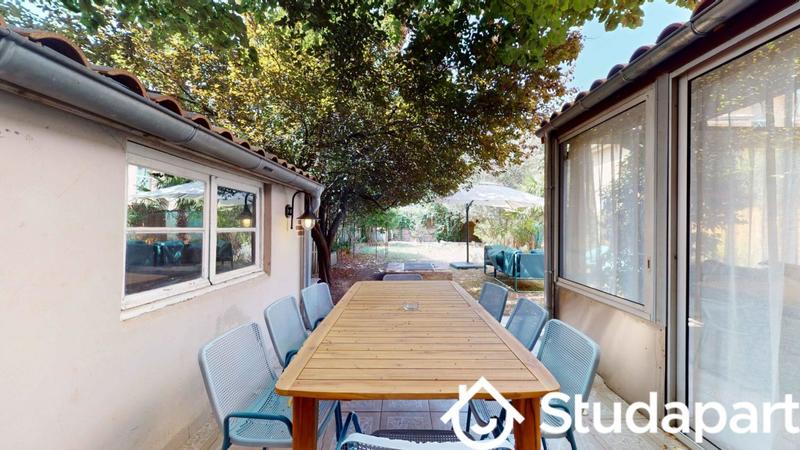 Chambre - 10 m² - 1 pièce