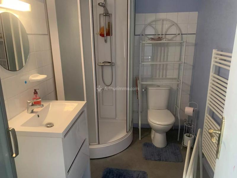 Maison - 185 m² - 10 pièces