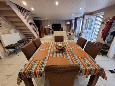 Maison - 139 m² - 5 pièces