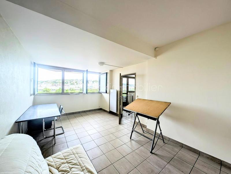 Bureau - 117 m² - 5 pièces