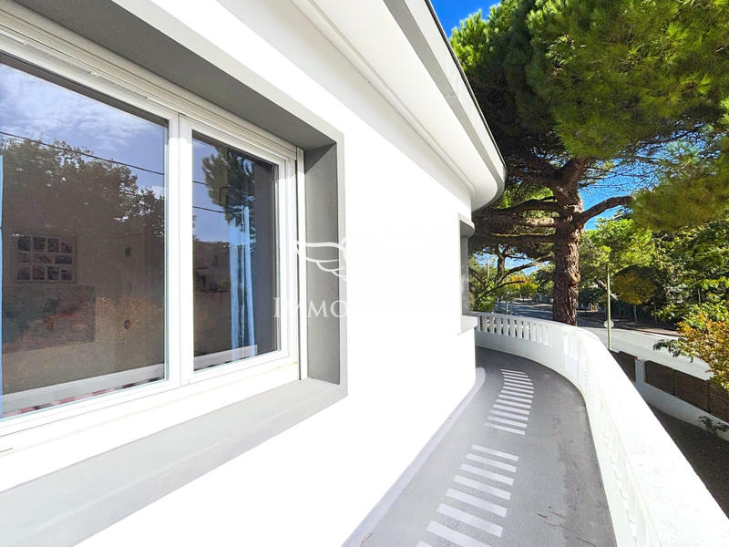 Maison - 153 m² - 8 pièces