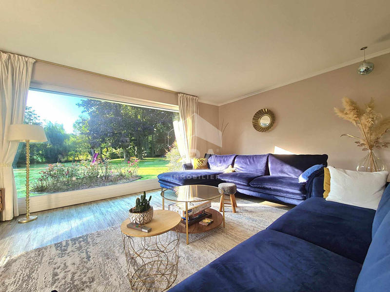 Demeure - 310 m² - 20 pièces