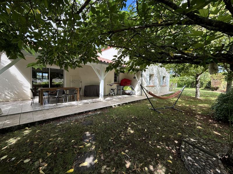 Maison traditionnelle - 145 m² - 5 pièces