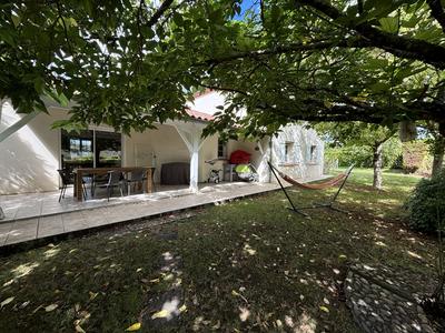 Maison traditionnelle - 145 m² - 5 pièces