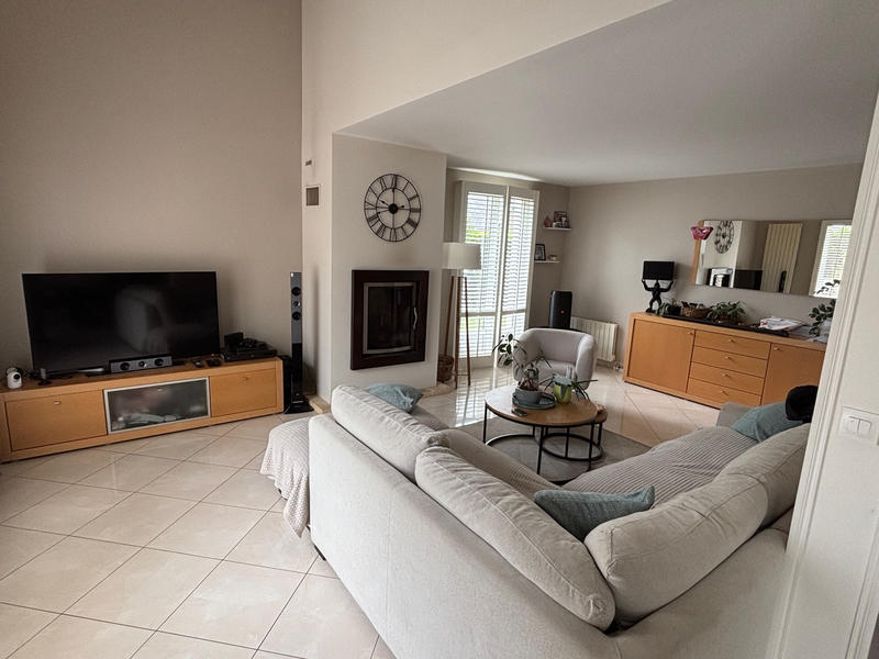 Maison - 143 m² - 6 pièces