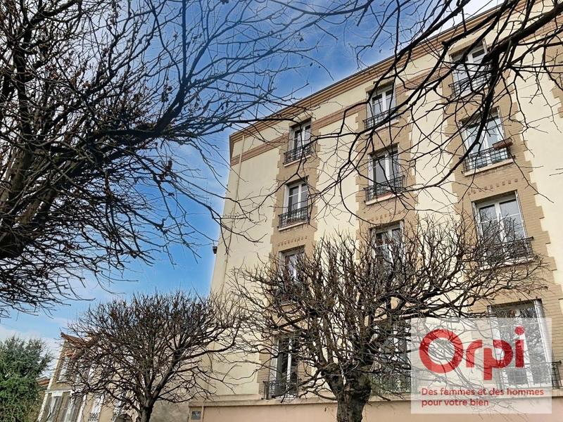 Appartement - 102 m² - 6 pièces