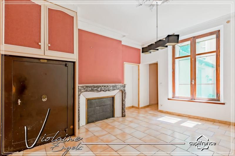 Maison de village - 217 m² - 7 pièces