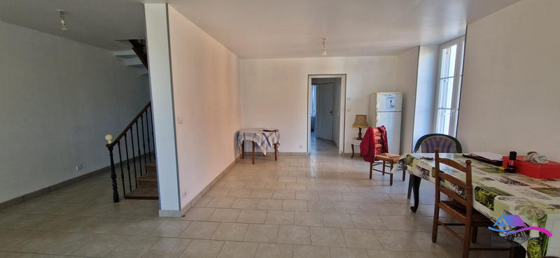 Maison - 140 m² - 5 pièces