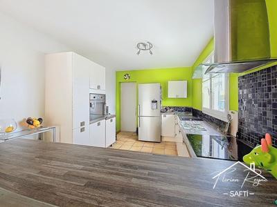 Maison - 108 m² - 4 pièces