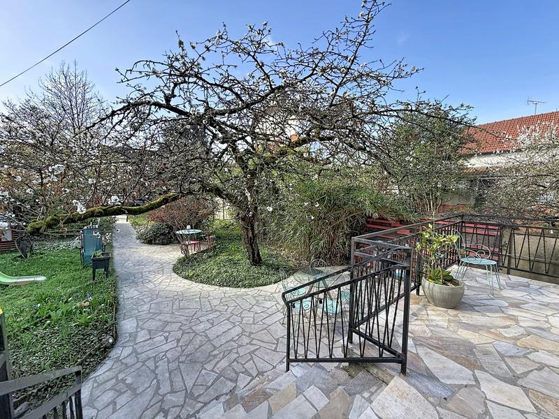 Maison - 110 m² - 5 pièces